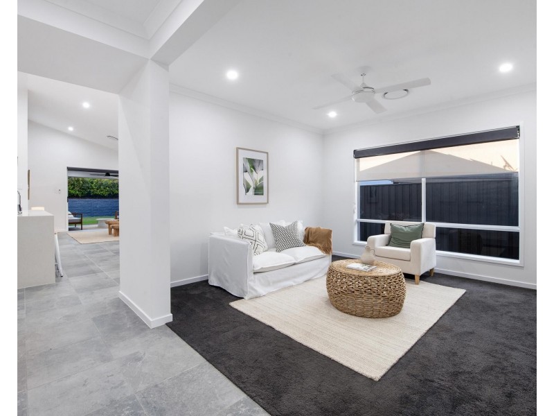 5 Fry Court, Pimpama QLD 4209