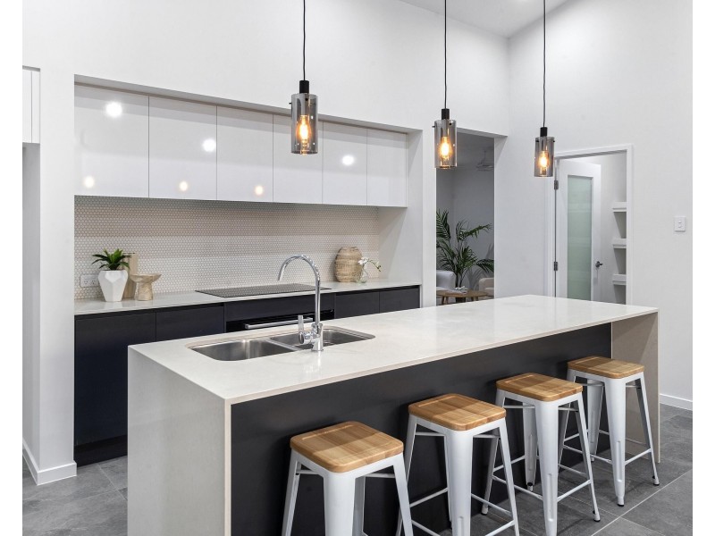 5 Fry Court, Pimpama QLD 4209