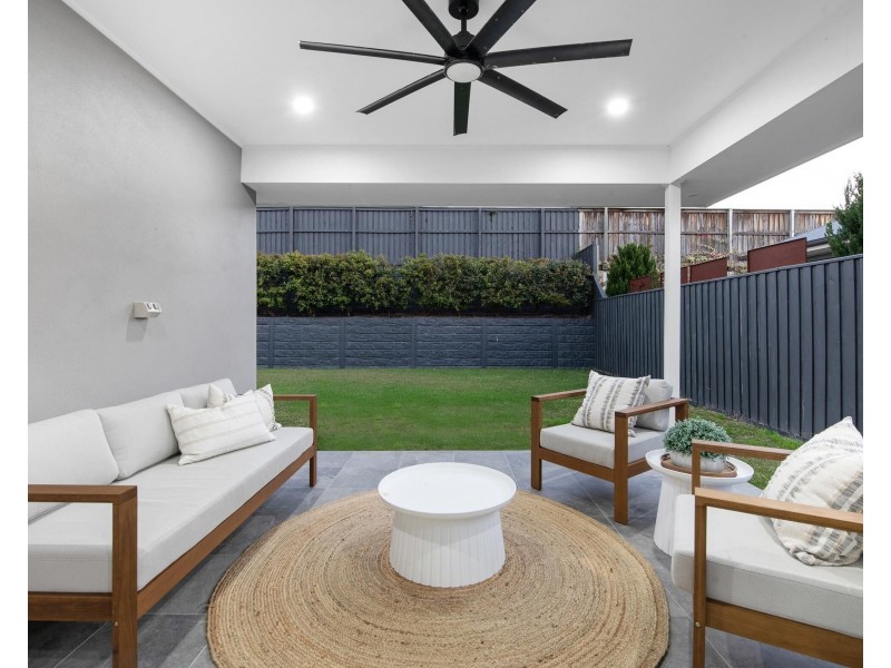 5 Fry Court, Pimpama QLD 4209