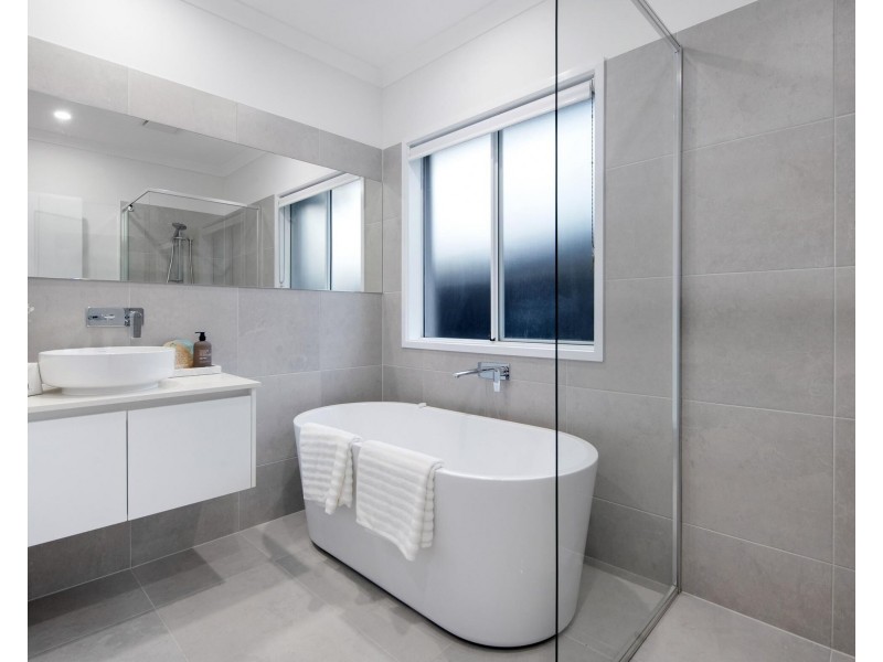 5 Fry Court, Pimpama QLD 4209