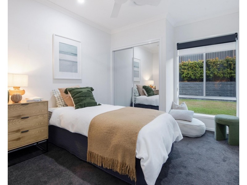 5 Fry Court, Pimpama QLD 4209