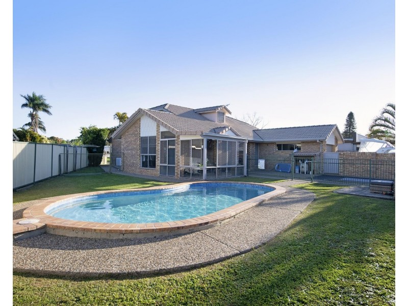 20 Mainsail Street, Currumbin Waters QLD 4223