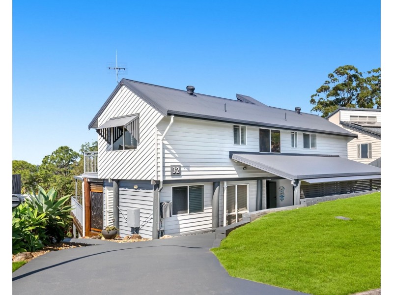 32 Doubleview Drive, Elanora QLD 4221