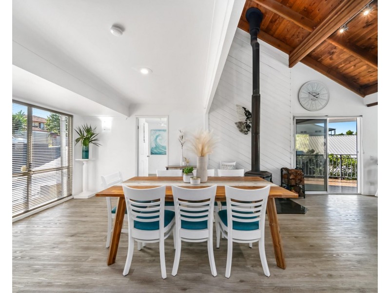 32 Doubleview Drive, Elanora QLD 4221
