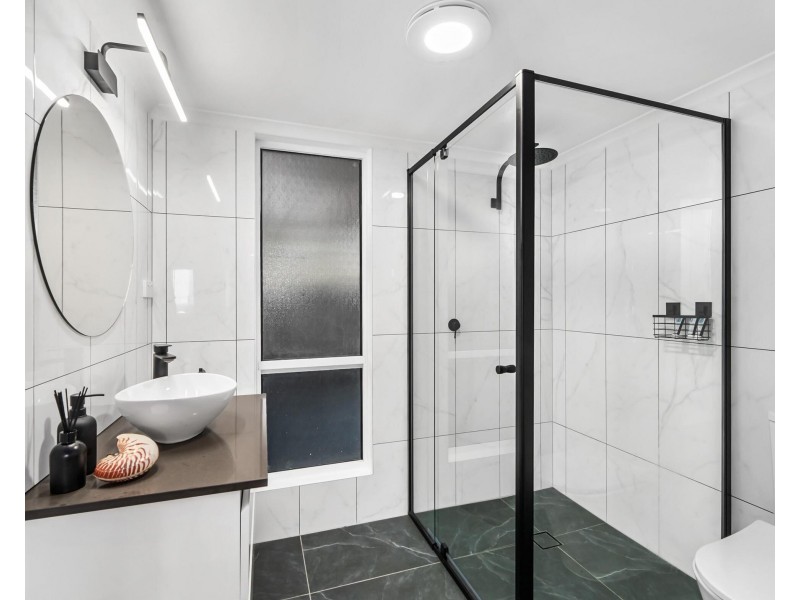 32 Doubleview Drive, Elanora QLD 4221
