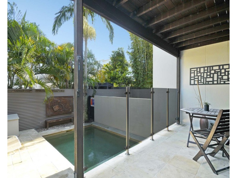 1/13 Thirteenth Avenue, Palm Beach QLD 4221