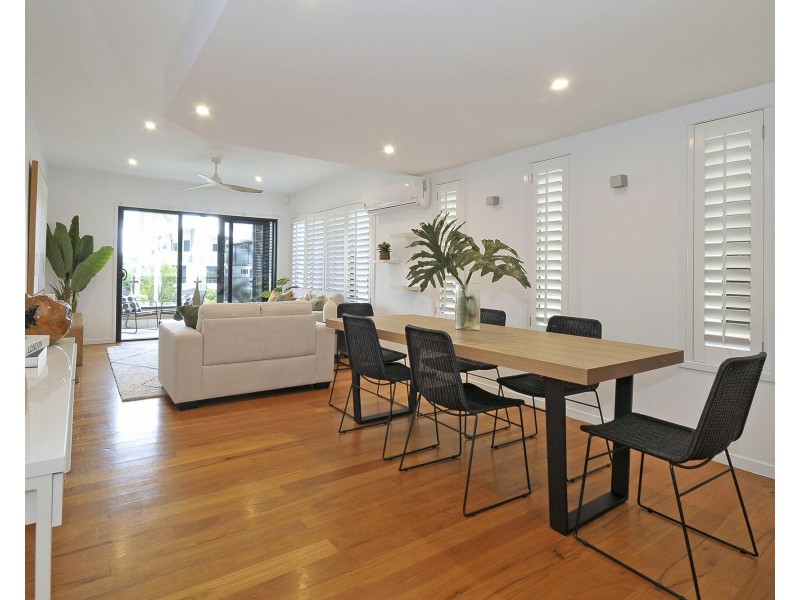 1/13 Thirteenth Avenue, Palm Beach QLD 4221