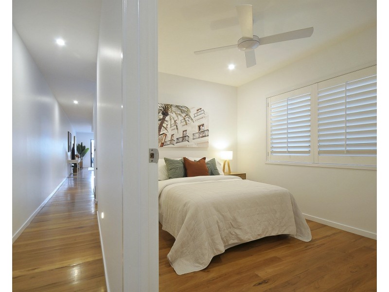 1/13 Thirteenth Avenue, Palm Beach QLD 4221