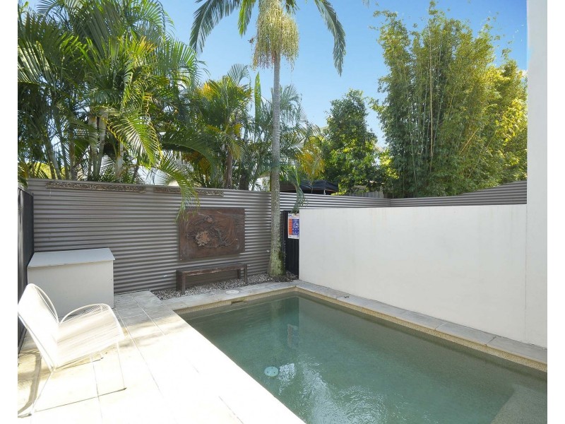 1/13 Thirteenth Avenue, Palm Beach QLD 4221