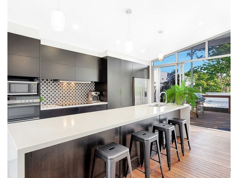 2/26 Molucca Avenue, Palm Beach QLD 4221