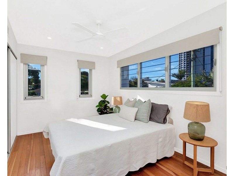 2/26 Molucca Avenue, Palm Beach QLD 4221