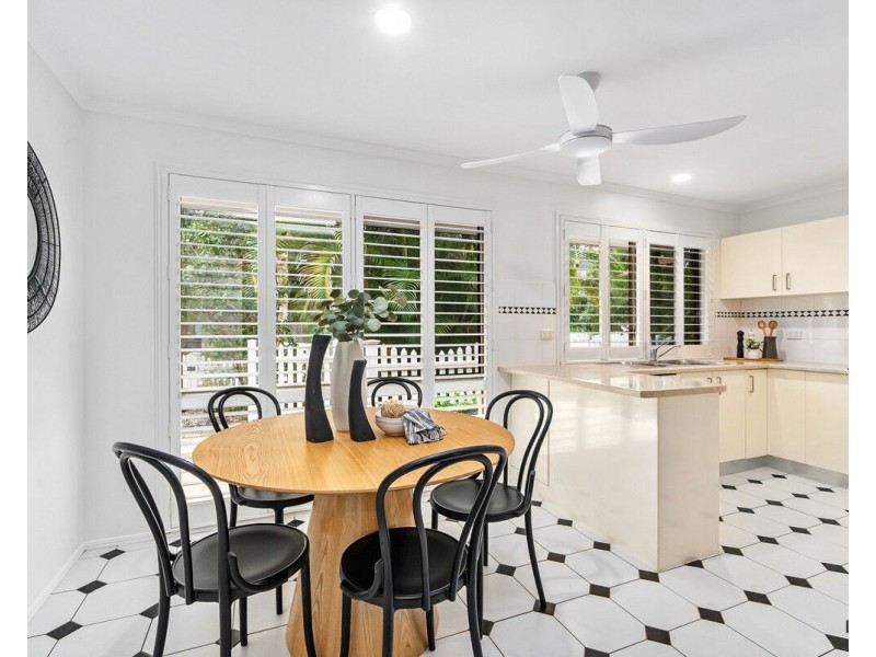 4 Fernleigh Court, Currumbin QLD 4223