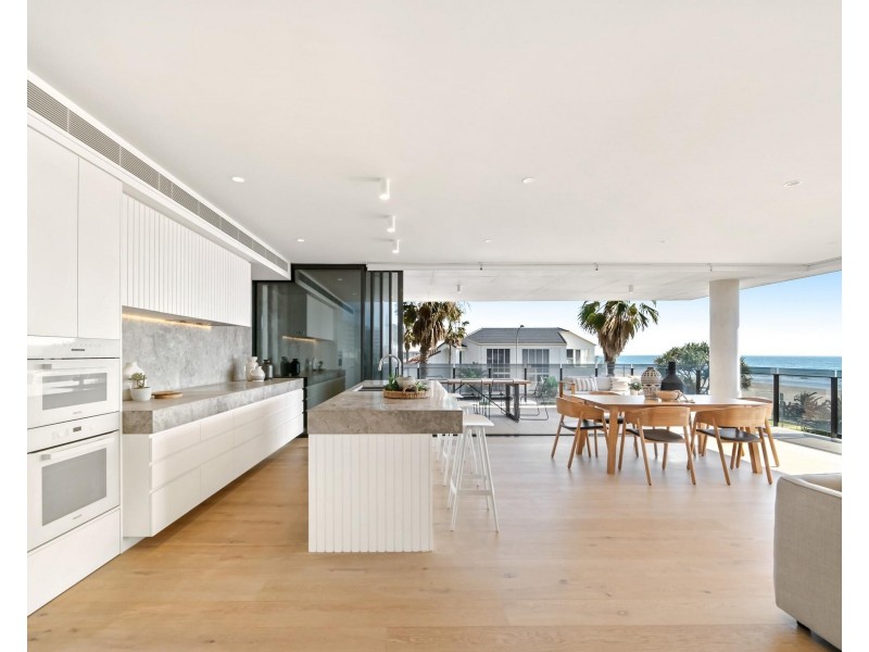 3/77 Jefferson Lane, Palm Beach QLD 4221