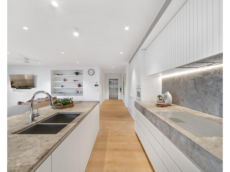 3/77 Jefferson Lane, Palm Beach QLD 4221