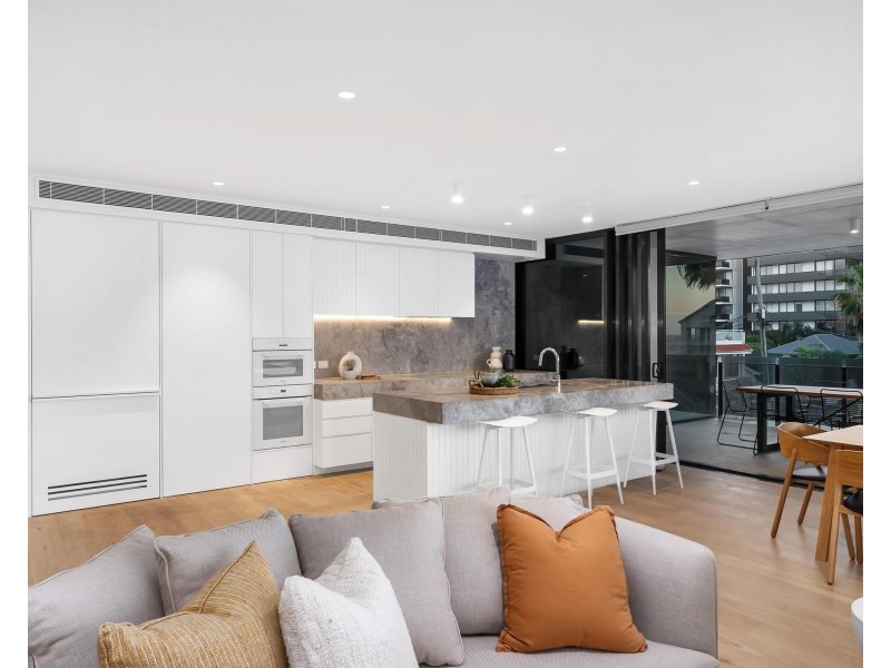 3/77 Jefferson Lane, Palm Beach QLD 4221