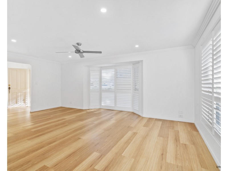 81 Dipper Drive, Burleigh Heads QLD 4220