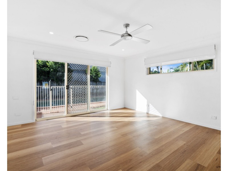 81 Dipper Drive, Burleigh Heads QLD 4220