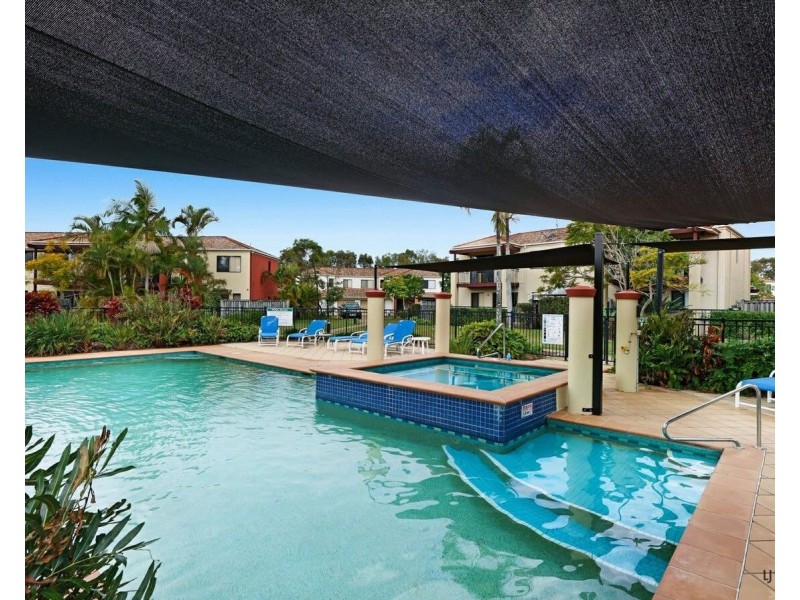 35/302 Christine Avenue, Varsity Lakes QLD 4227