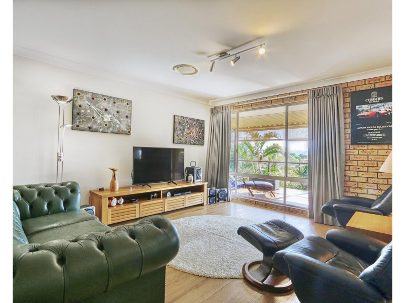 50 Warringa Drive, Bilambil Heights NSW 2486