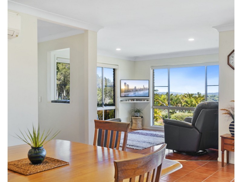 4 Snowgum Drive, Bilambil Heights NSW 2486