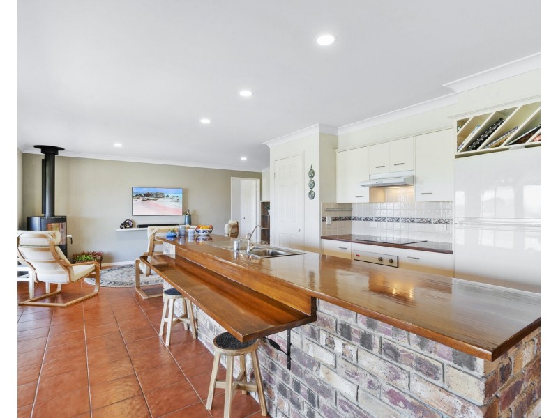 4 Snowgum Drive, Bilambil Heights NSW 2486