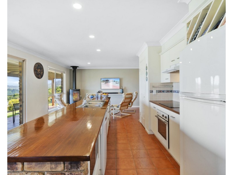 4 Snowgum Drive, Bilambil Heights NSW 2486