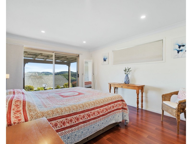 4 Snowgum Drive, Bilambil Heights NSW 2486