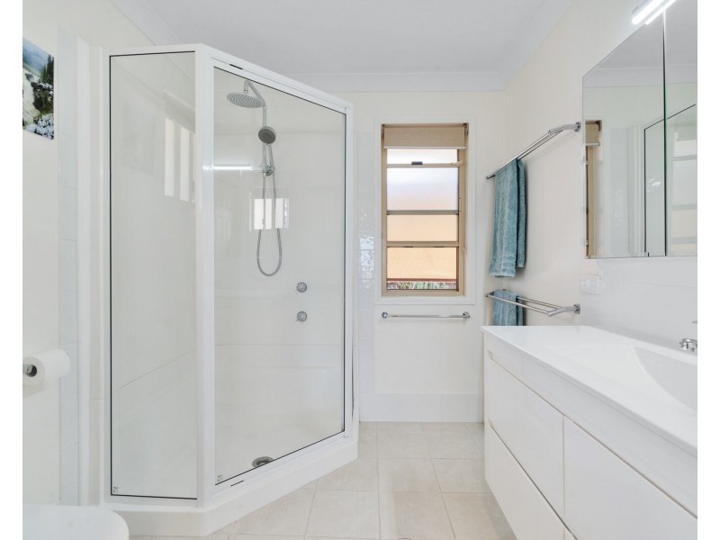 4 Snowgum Drive, Bilambil Heights NSW 2486