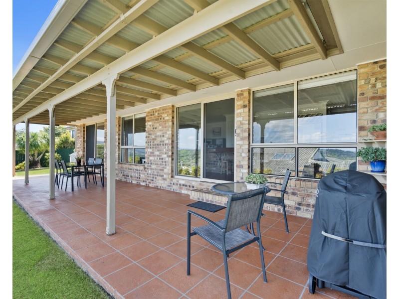 4 Snowgum Drive, Bilambil Heights NSW 2486