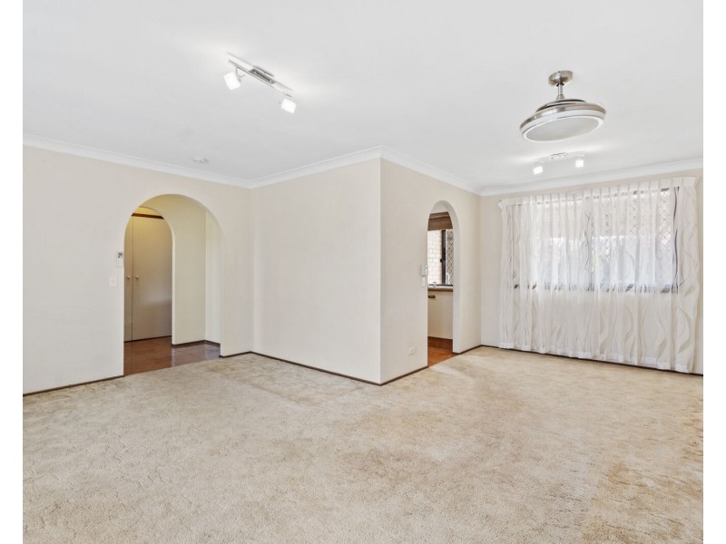 40 Avocado Street, Elanora QLD 4221