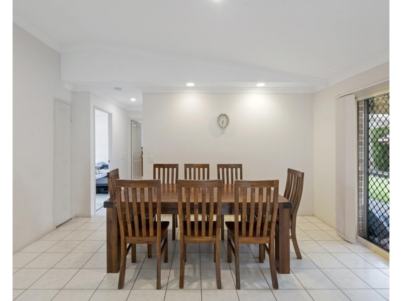 8 Chippendale Crescent, Currumbin Waters QLD 4223