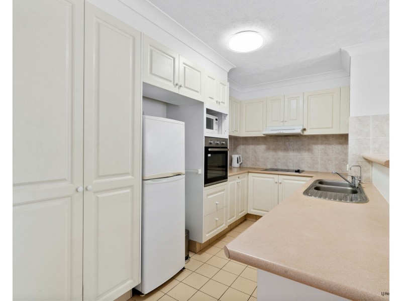 14/16 Djerral Avenue, Burleigh Heads QLD 4220