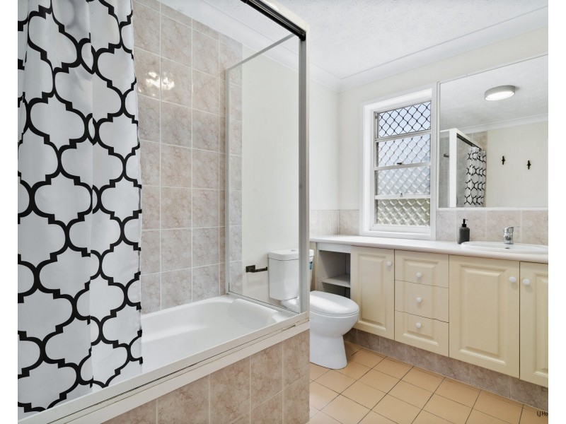 14/16 Djerral Avenue, Burleigh Heads QLD 4220