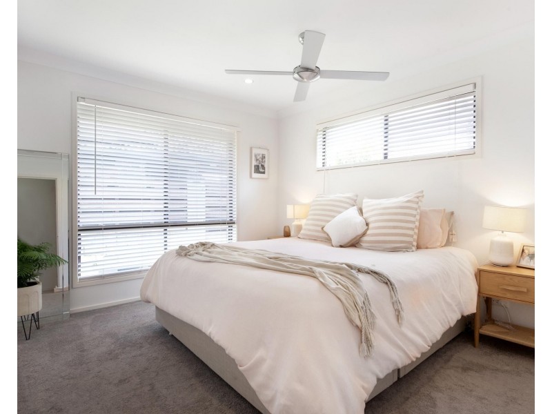 72 Clives Circuit, Currumbin Waters QLD 4223