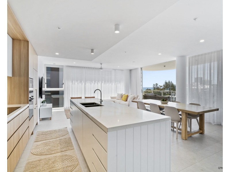 1403/7-11 Miles Street, Coolangatta QLD 4225