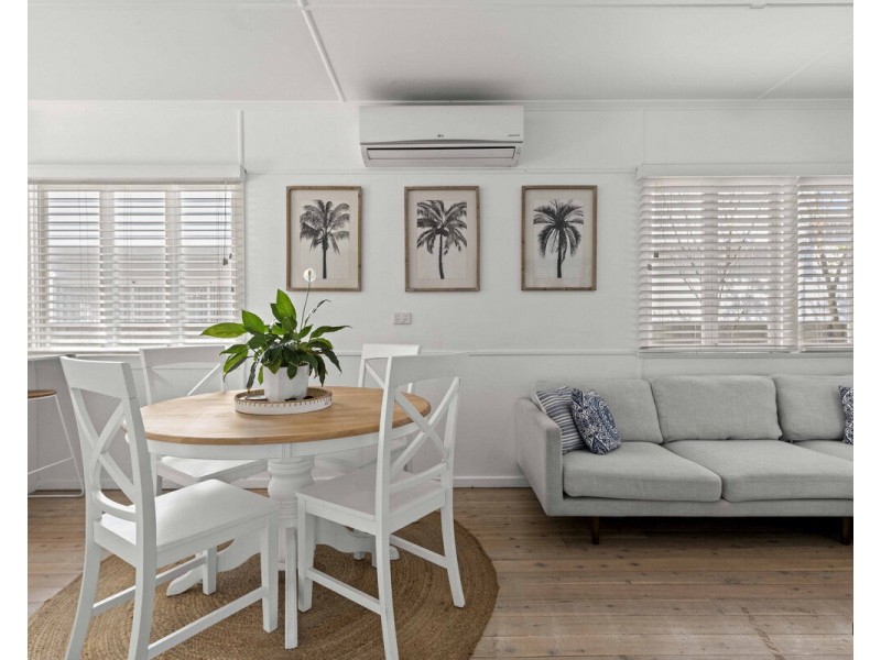 103 Sunshine Parade, Miami QLD 4220