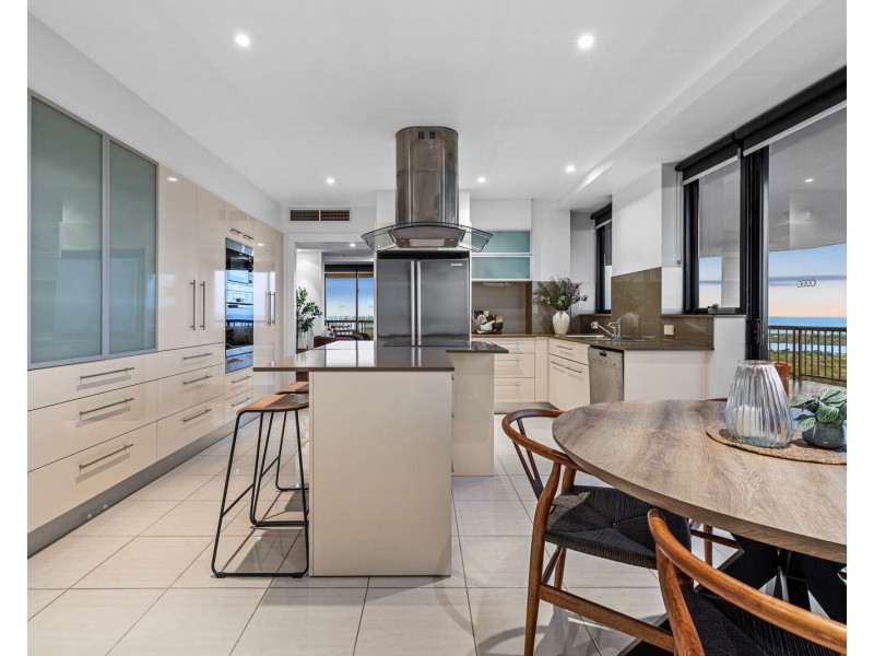 2601/22 Kirkwood Road, Tweed Heads South NSW 2486