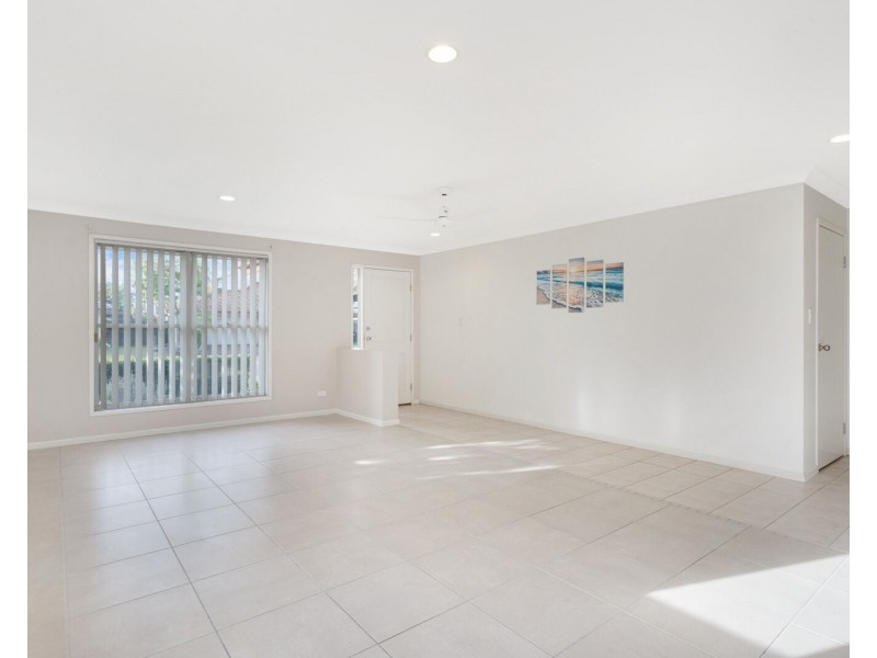95 Harrier Drive, Burleigh Waters QLD 4220