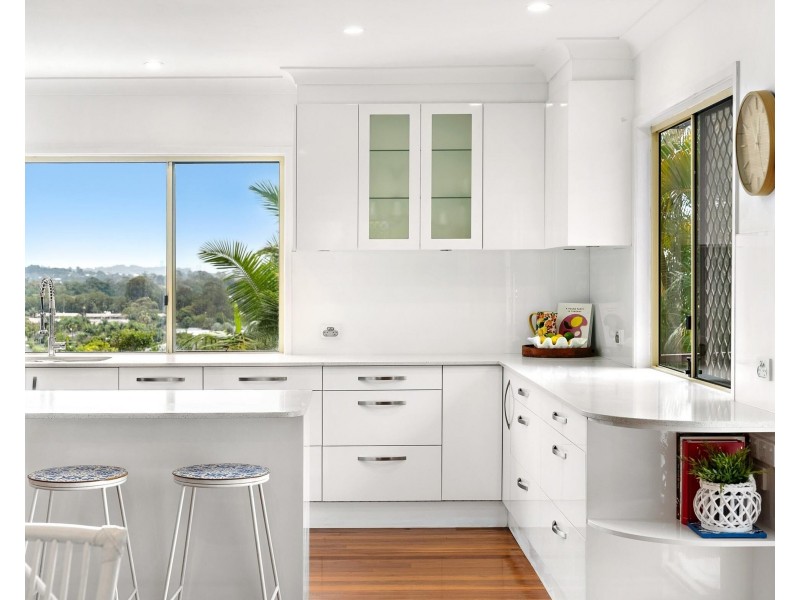 7 Ajax Court, Currumbin Waters QLD 4223