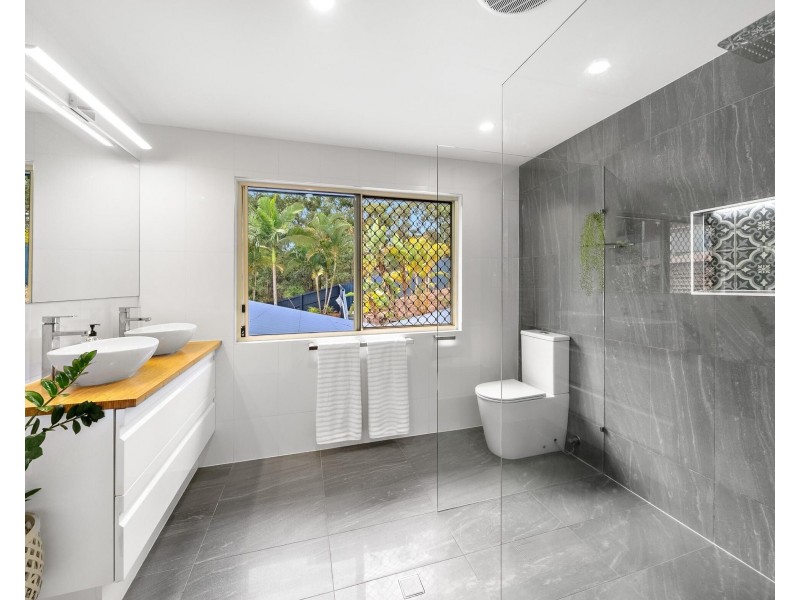 7 Ajax Court, Currumbin Waters QLD 4223