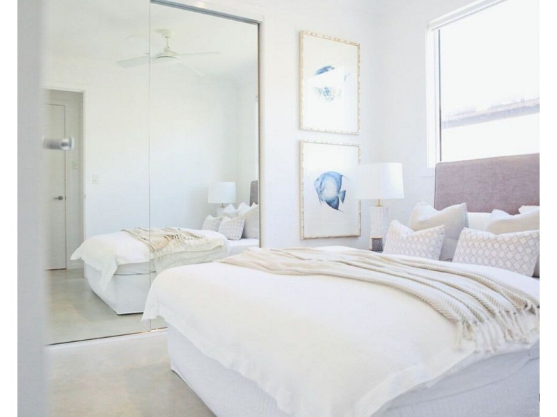 15 Cronulla Avenue, Mermaid Beach QLD 4218