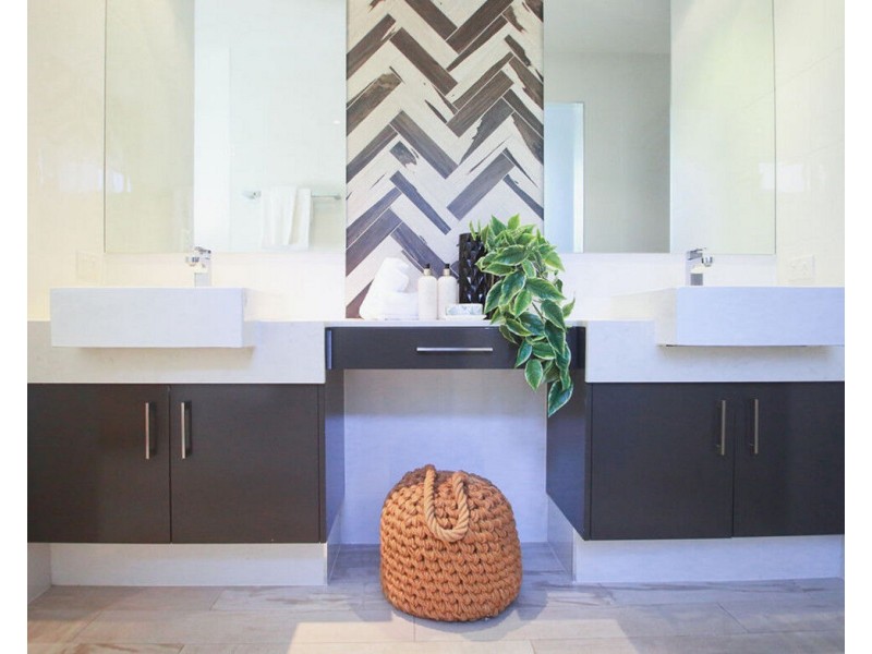 15 Cronulla Avenue, Mermaid Beach QLD 4218