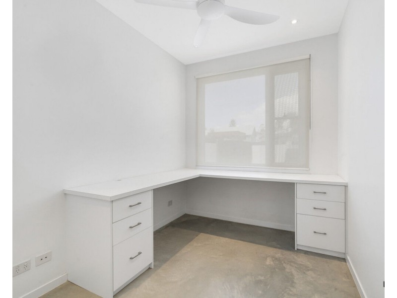 15 Cronulla Avenue, Mermaid Beach QLD 4218