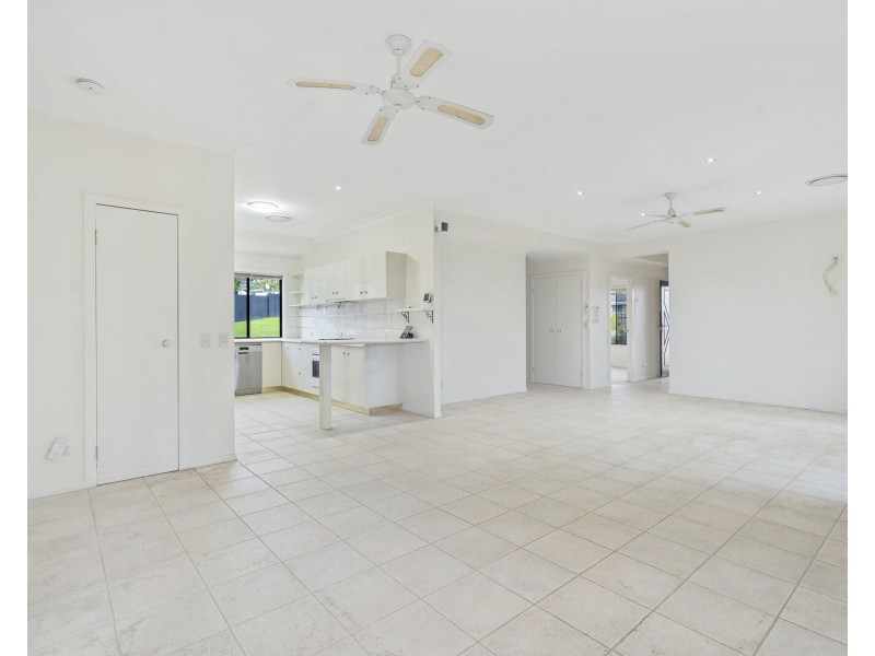 50 Angelica Street, Elanora QLD 4221