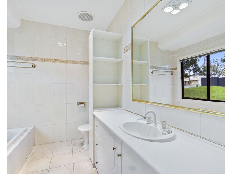 50 Angelica Street, Elanora QLD 4221