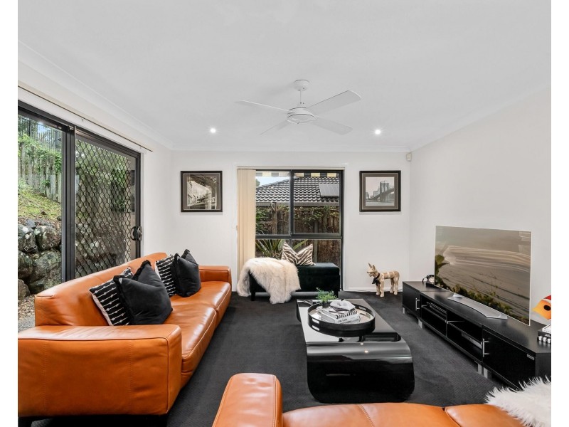 13 Humberside Close, Mudgeeraba QLD 4213