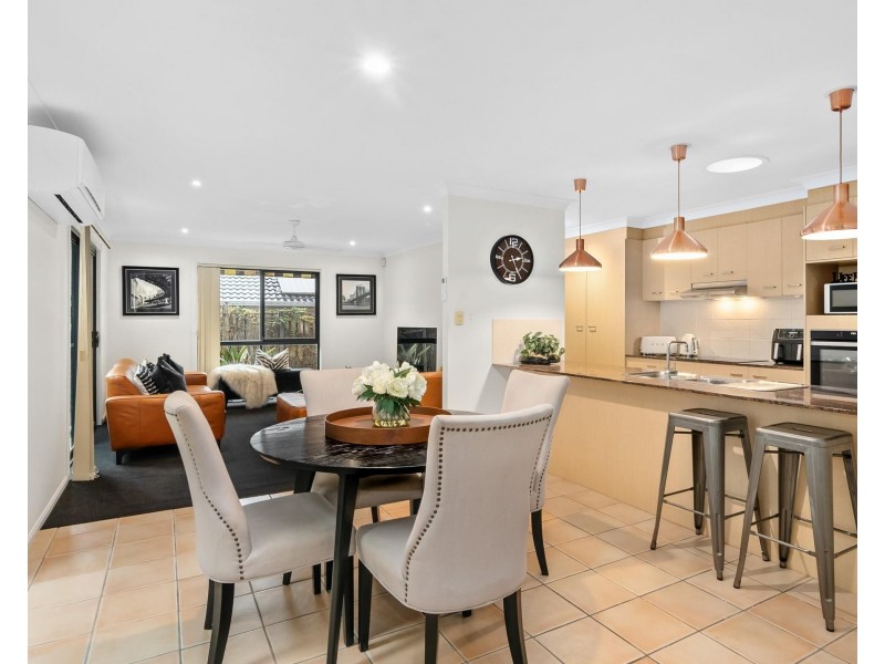 13 Humberside Close, Mudgeeraba QLD 4213