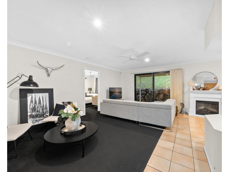 13 Humberside Close, Mudgeeraba QLD 4213