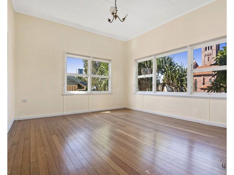 1/67 McLean Street, Coolangatta QLD 4225