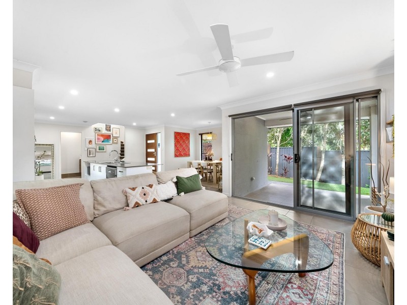 1/21 Rees Court, Elanora QLD 4221